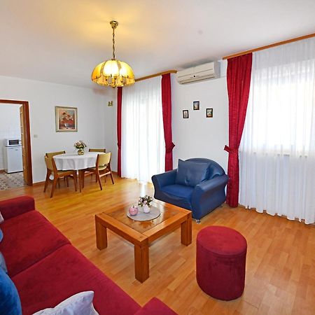 Apartments Jasmina Poreč Eksteriør bilde