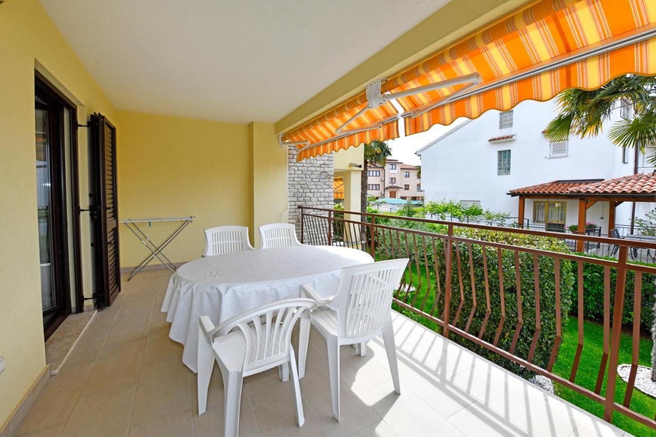 Apartments Jasmina Poreč Eksteriør bilde