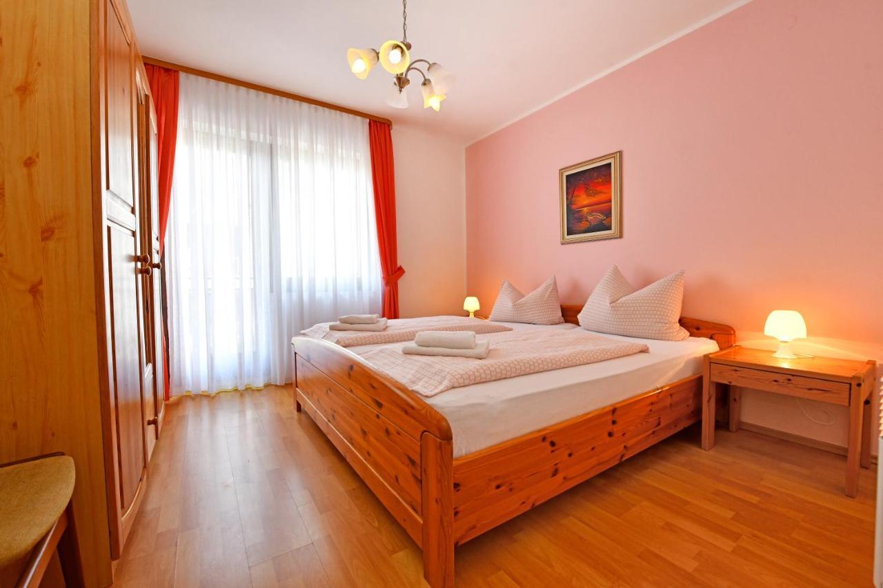 Apartments Jasmina Poreč Eksteriør bilde