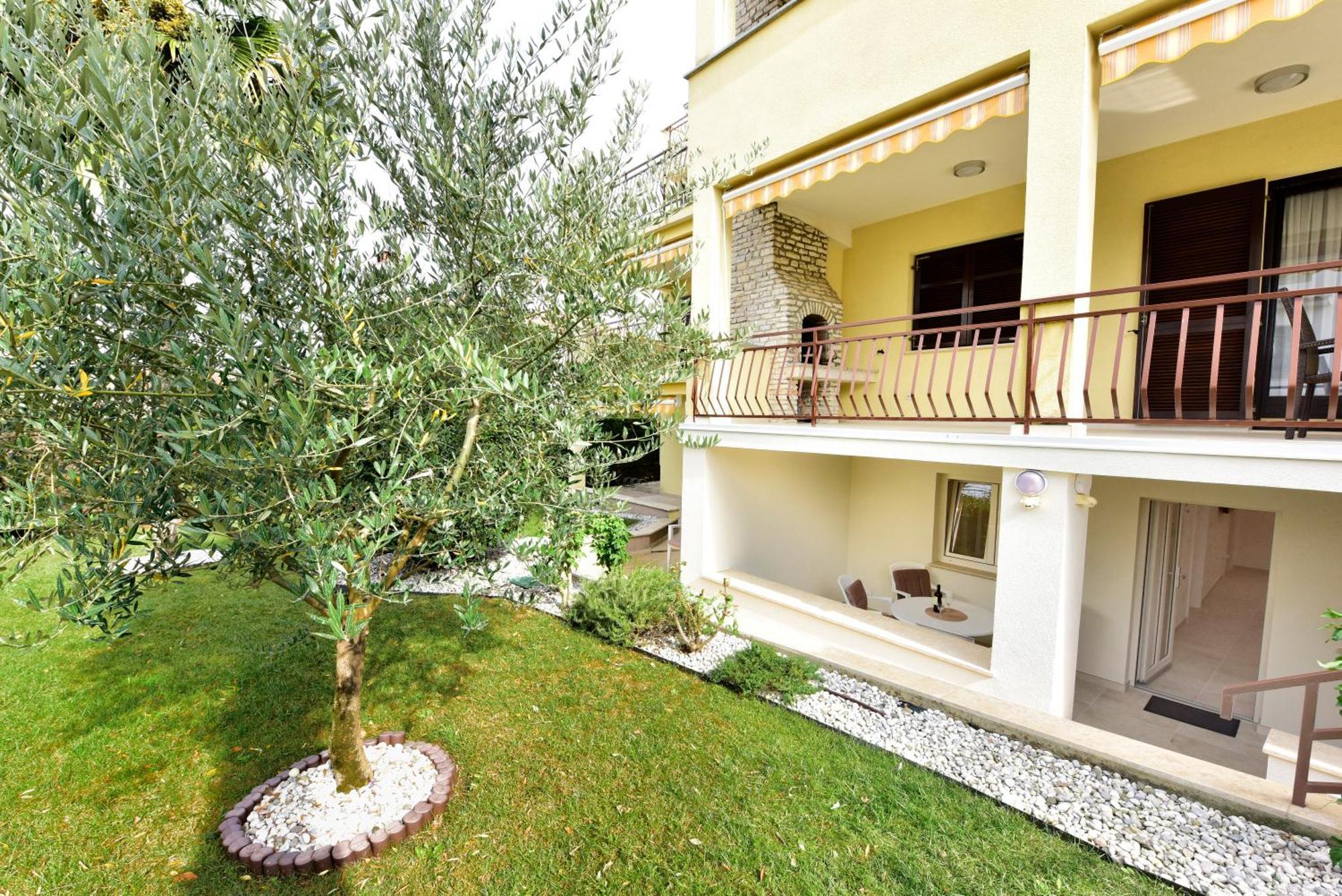 Apartments Jasmina Poreč Eksteriør bilde