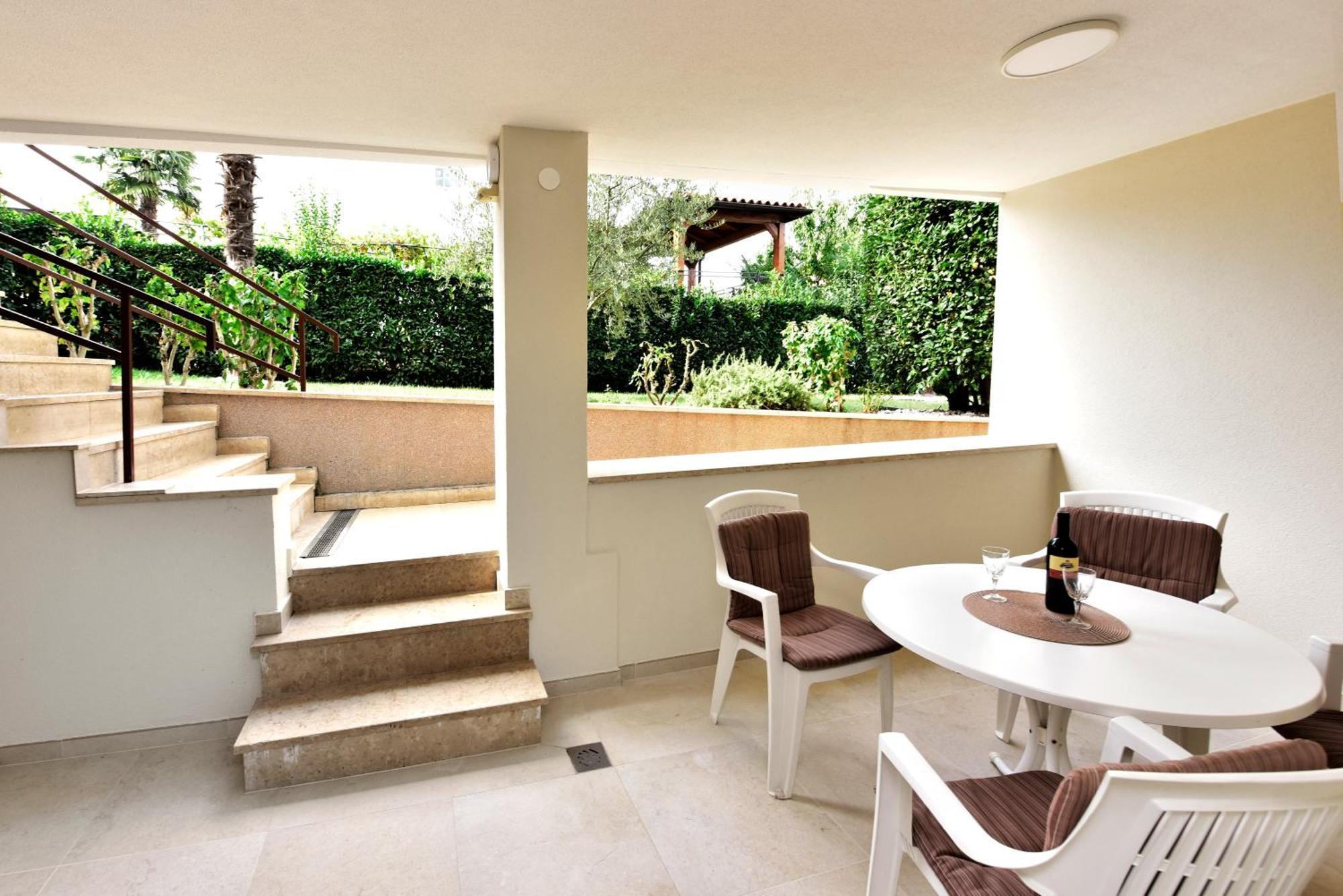 Apartments Jasmina Poreč Eksteriør bilde