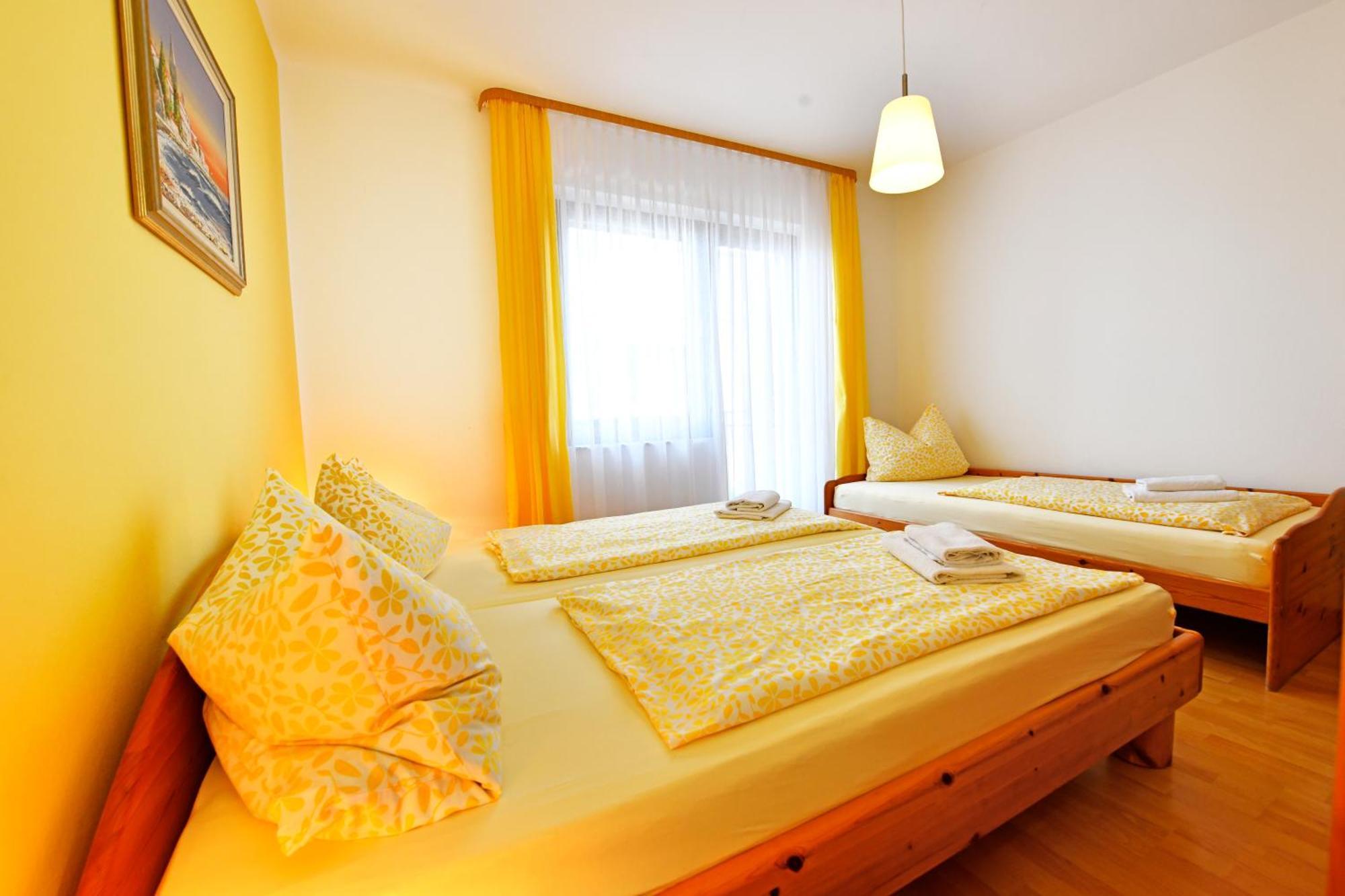 Apartments Jasmina Poreč Eksteriør bilde