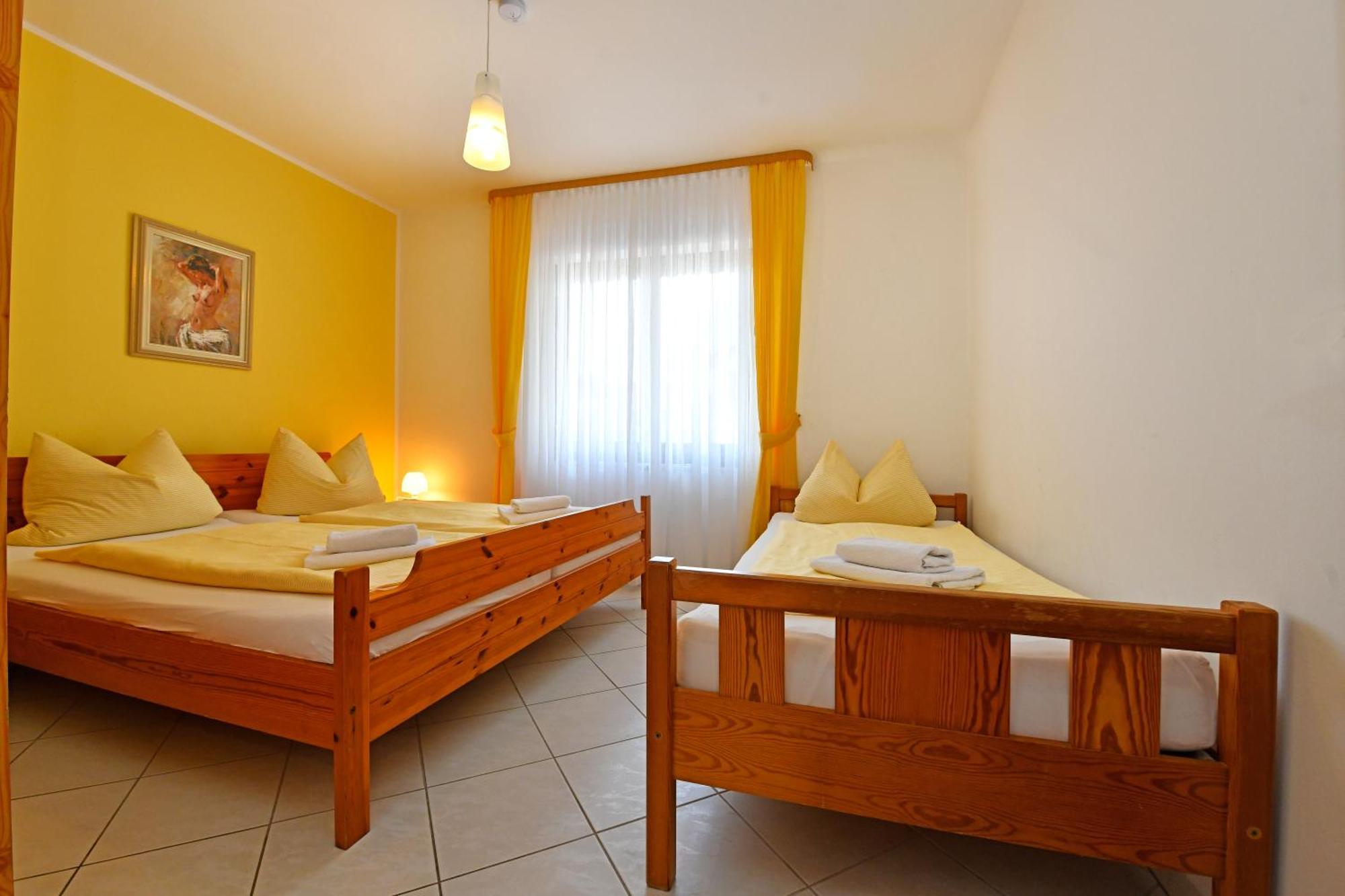 Apartments Jasmina Poreč Eksteriør bilde