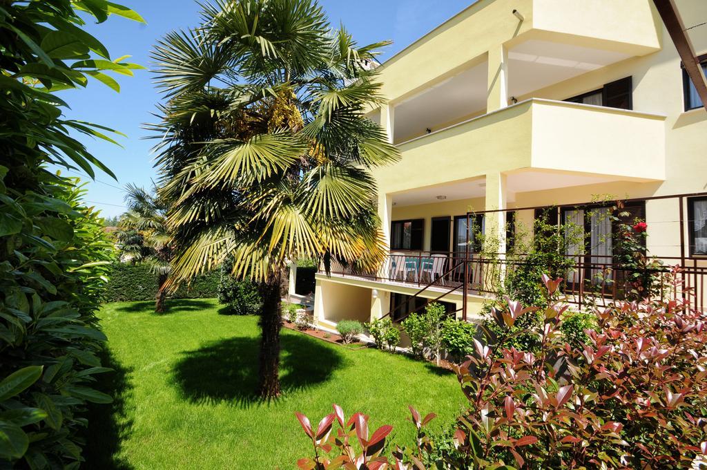 Apartments Jasmina Poreč Eksteriør bilde