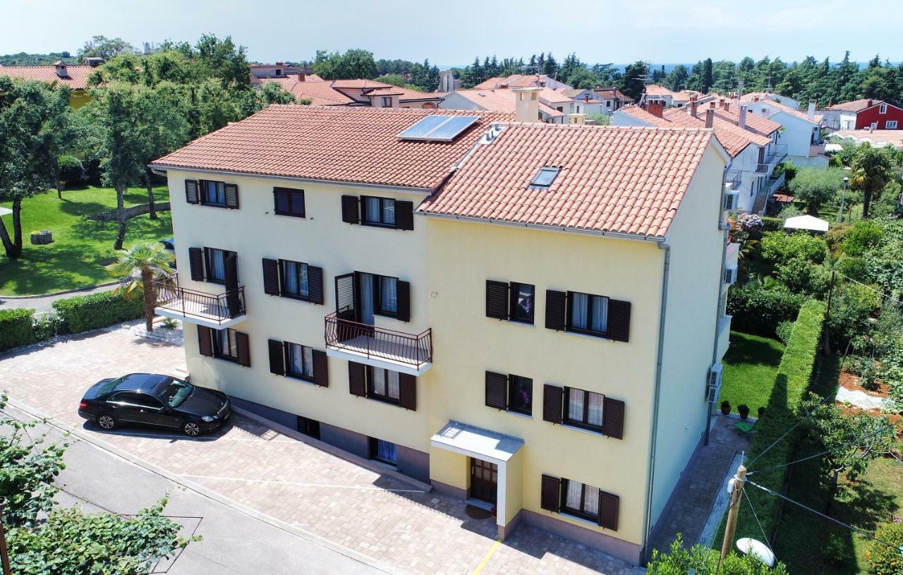 Apartments Jasmina Poreč Eksteriør bilde